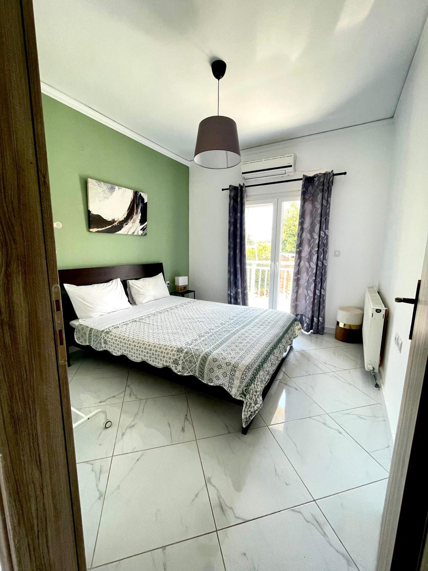 Holiday home Thea Makri