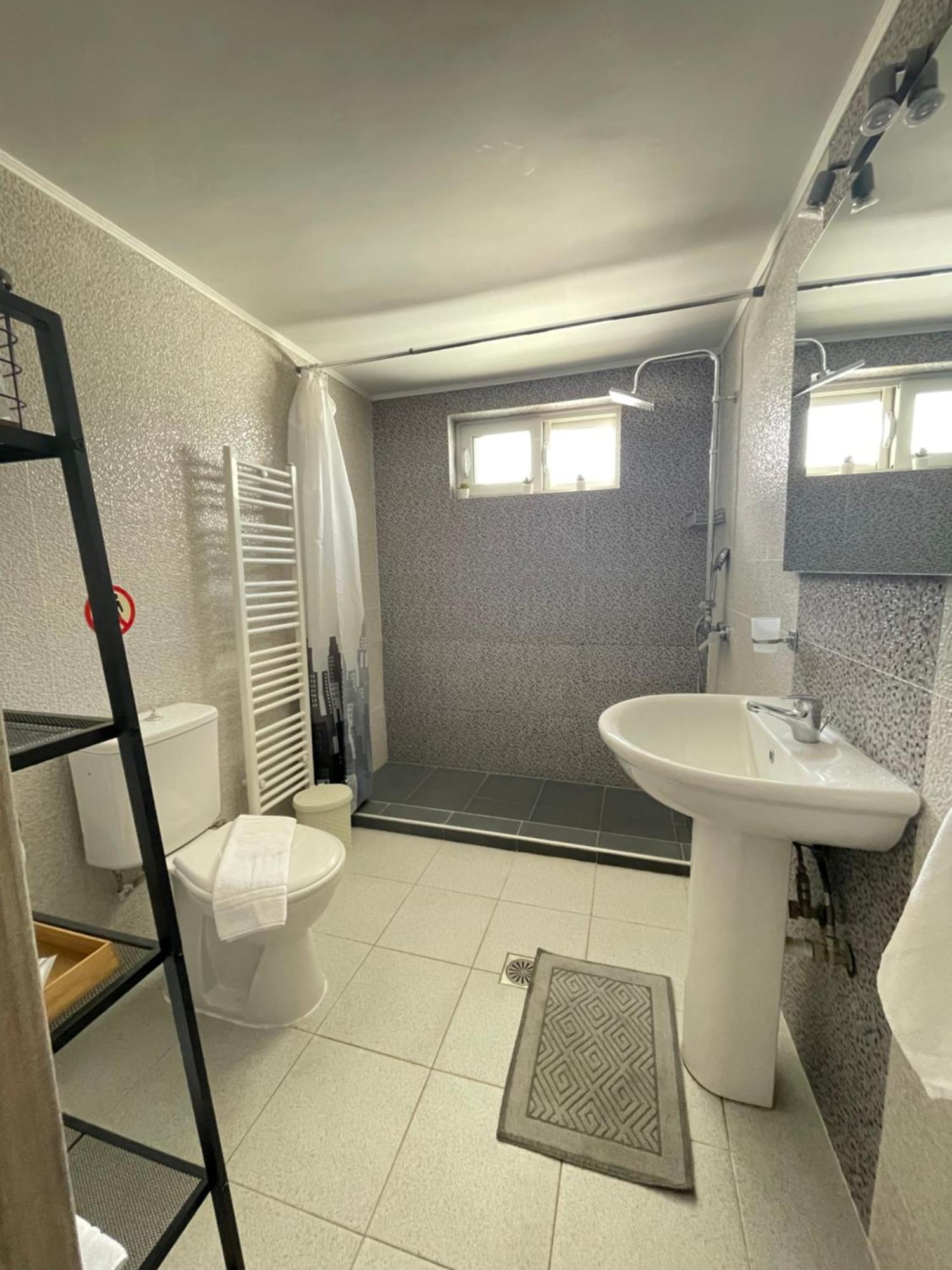 Thea Holiday home